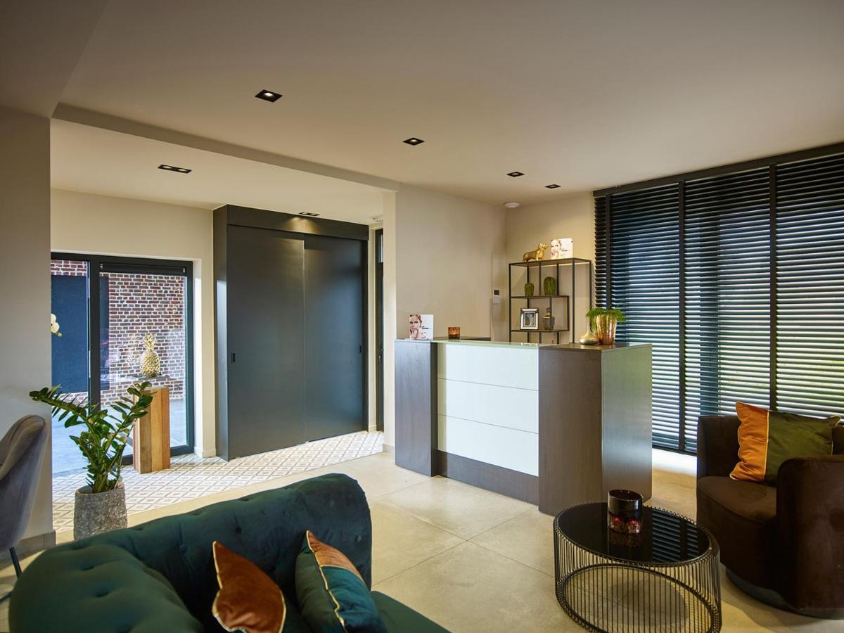 'T Vlyt Vakantiehuis-Wellness Bed and Breakfast Riemst Exterior foto